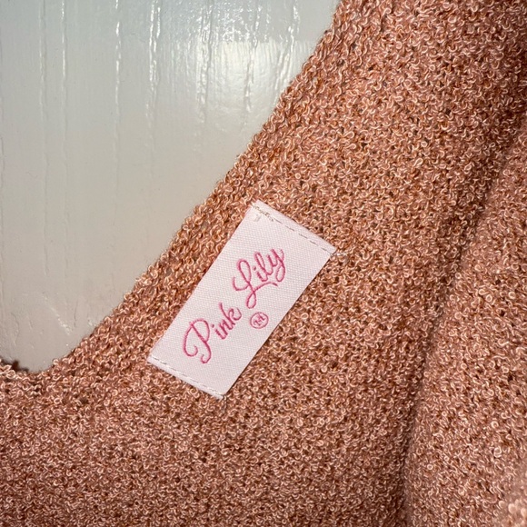 Pink Lily | Peach Sleeveless Top, size M - Picture 2 of 2